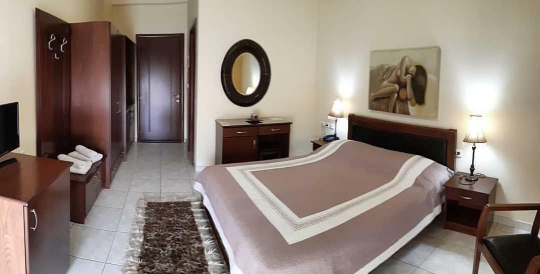 Hotel Philippion Като-Лутраки Экстерьер фото